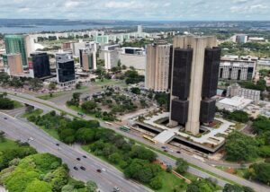 Dívida bruta do governo sobe para 82,9% do PIB em agosto