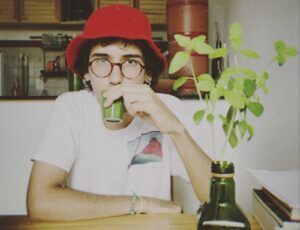 Lucas Maciel lança EP ‘Lágrimas’ com referências ao reggae
