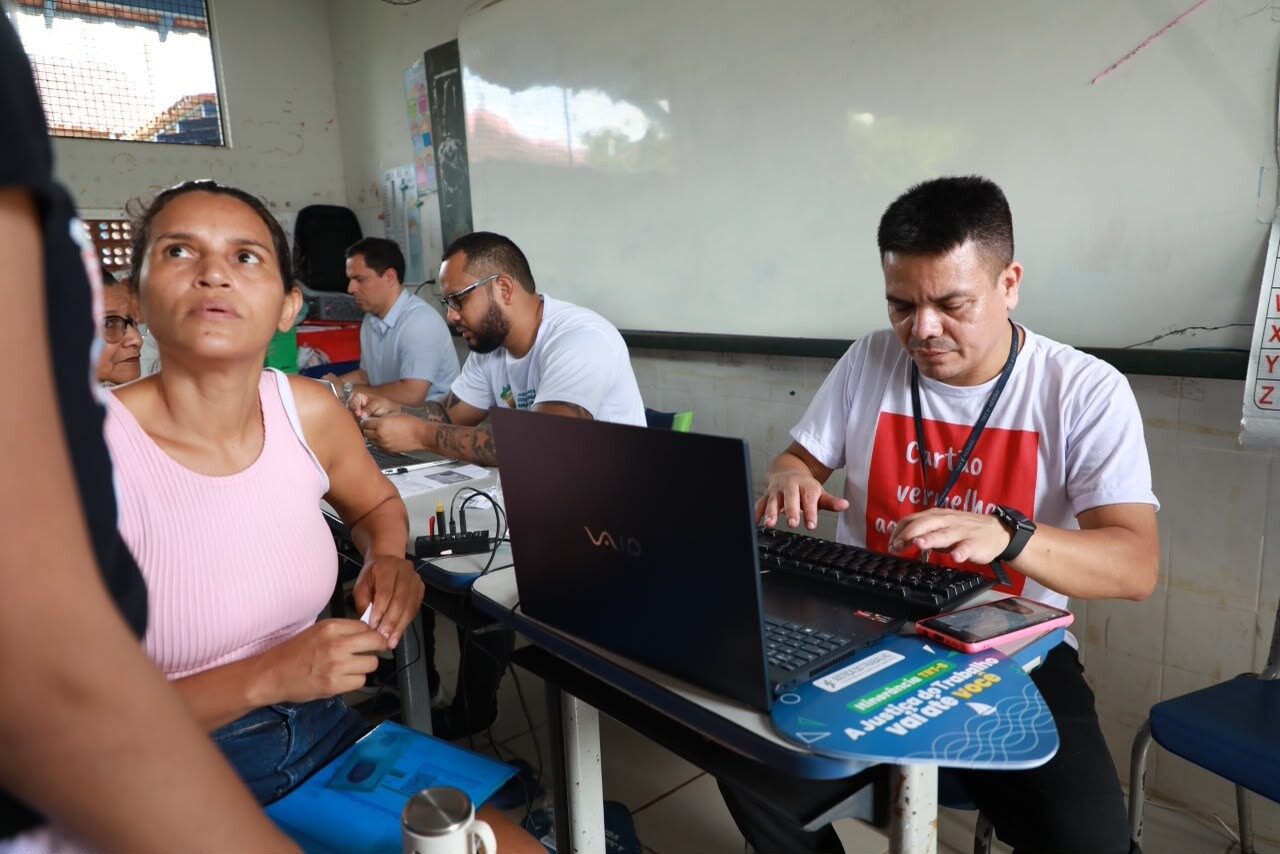 www.deixaeutefalar.com.br TRT-8 leva atendimentos gratuitos à população de Benevides
