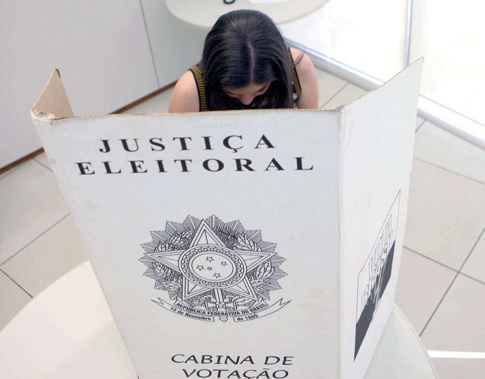 www.deixaeutefalar.com.br RJ terá 12,8 milhões de eleitores em 2026; mulheres são maioria