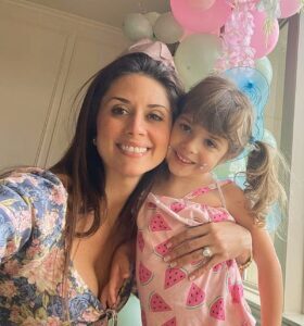 www.deixaeutefalar.com.br Brasileira mata filha de 4 anos após perder guarda em Houston